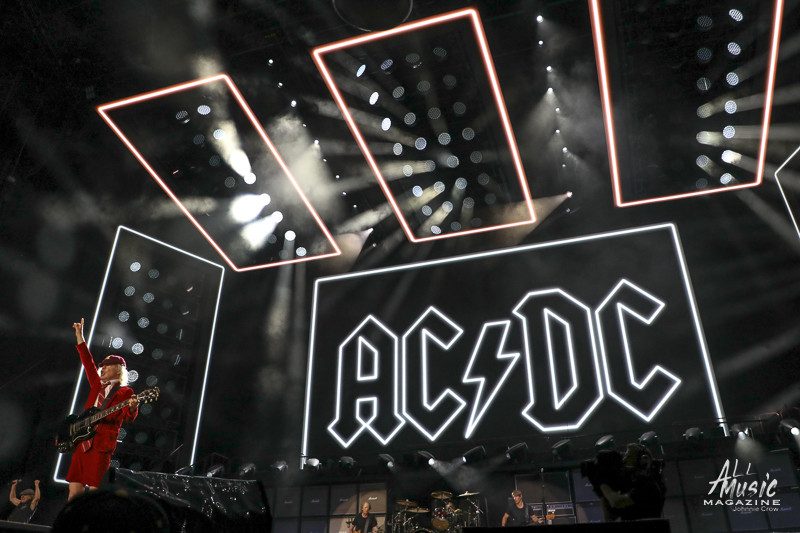 AC-DC_Landover_5-12-25-04