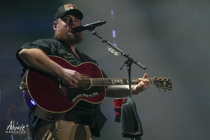 TMF25_LukeCombs_4-6-25-04
